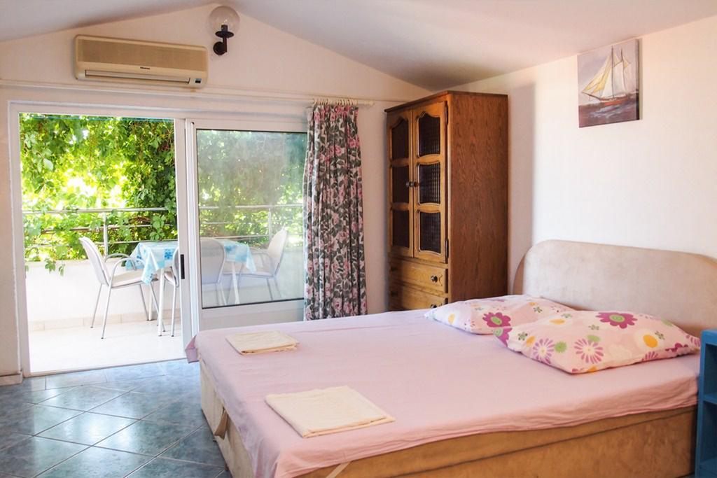 Apartments Pomalo ماكارسكا الغرفة الصورة